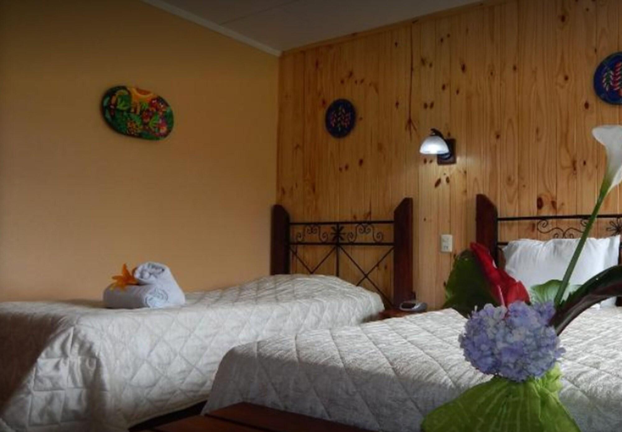 Guayabo Lodge Santa Cruz  ภายนอก รูปภาพ