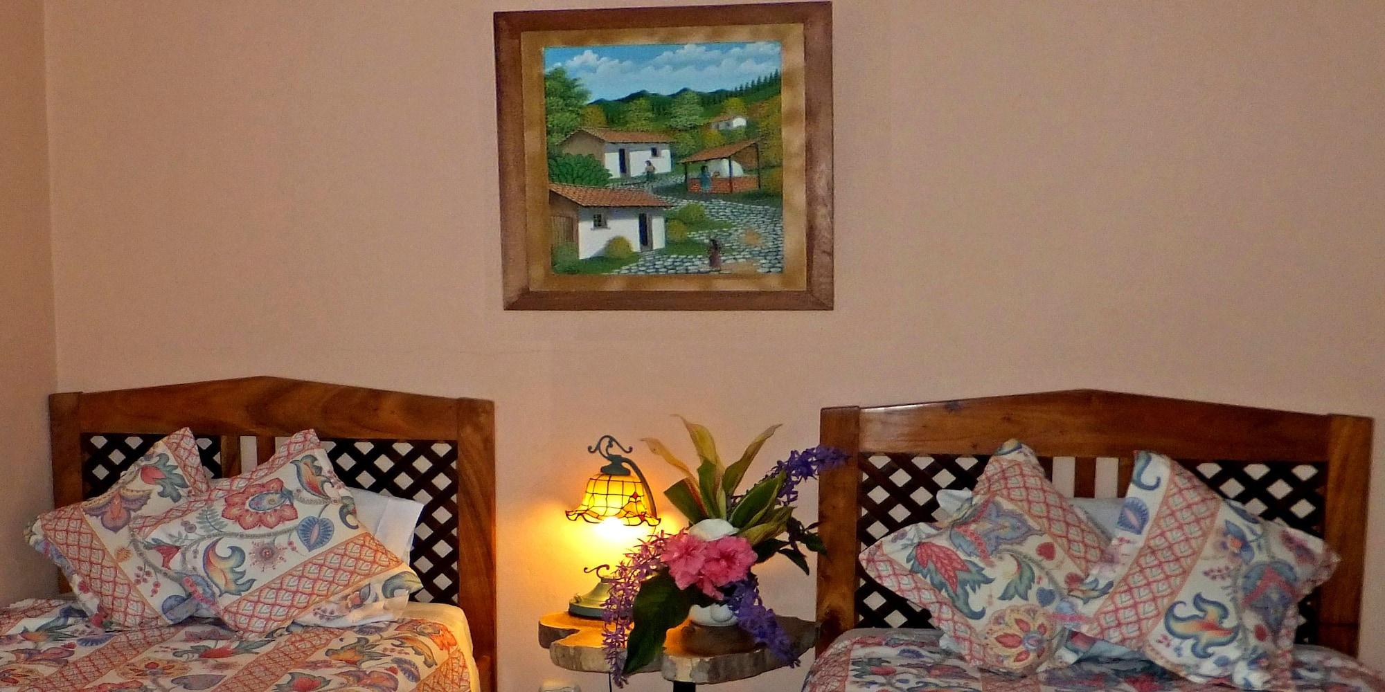 Guayabo Lodge Santa Cruz  ภายนอก รูปภาพ