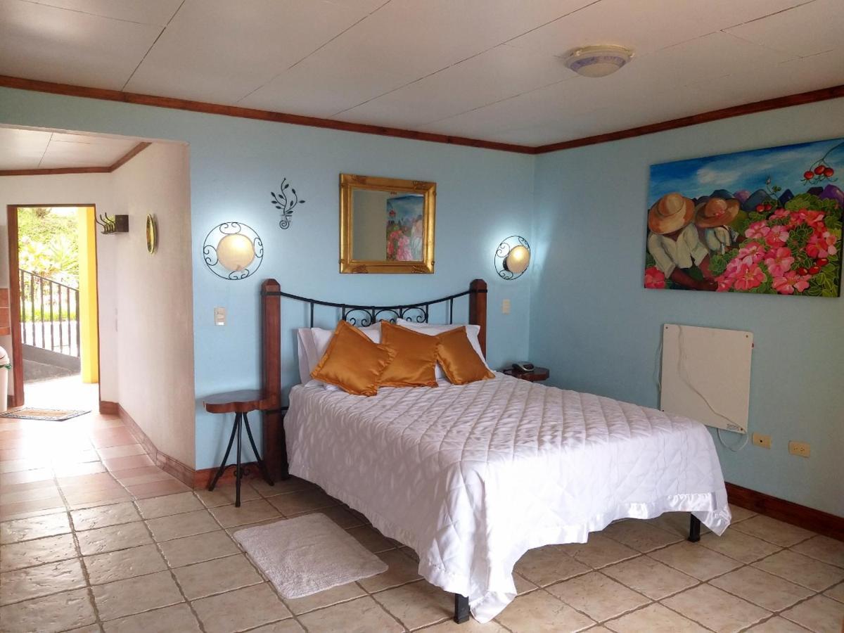 Guayabo Lodge Santa Cruz  ภายนอก รูปภาพ