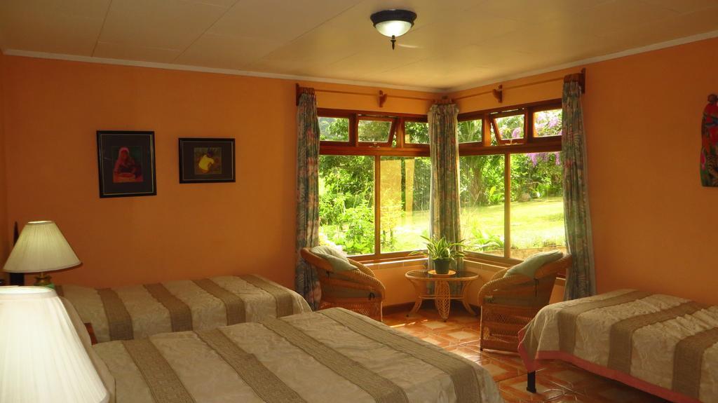 Guayabo Lodge Santa Cruz  ห้อง รูปภาพ