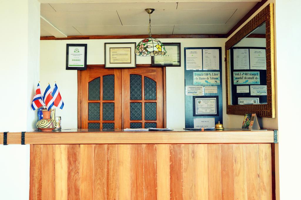 Guayabo Lodge Santa Cruz  ภายนอก รูปภาพ
