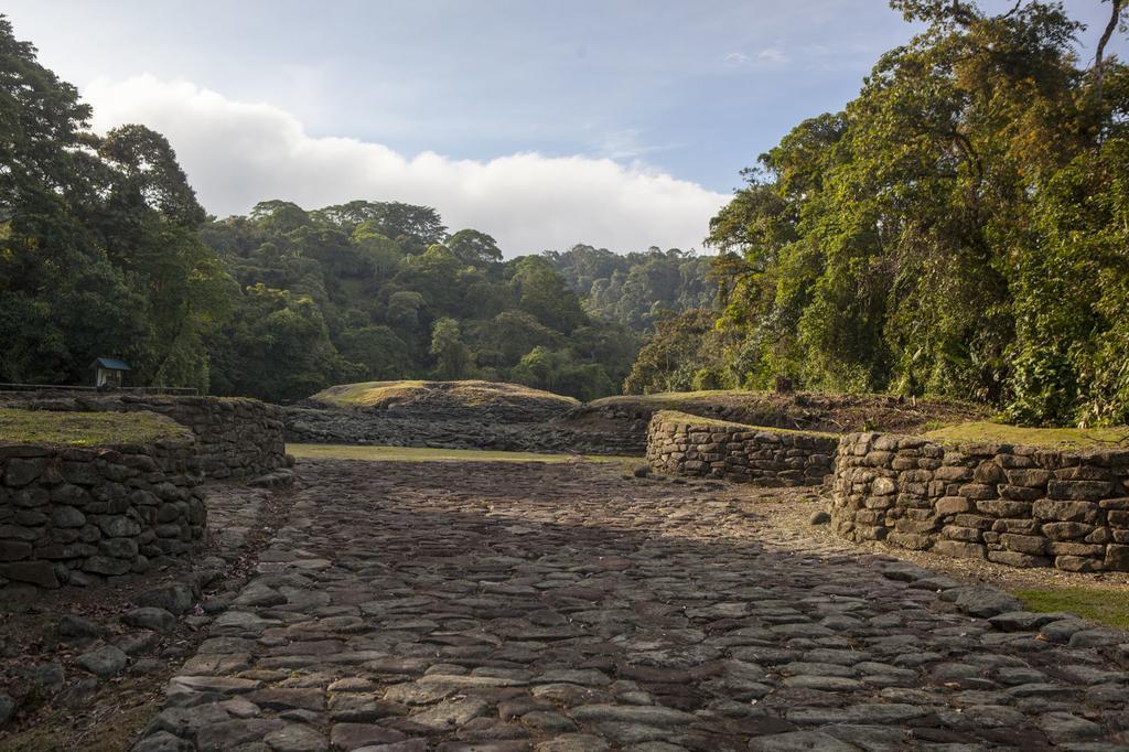 Guayabo Lodge Santa Cruz  ภายนอก รูปภาพ